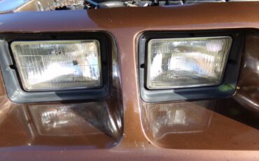 Pontiac-Firebird-1979-2-door-25