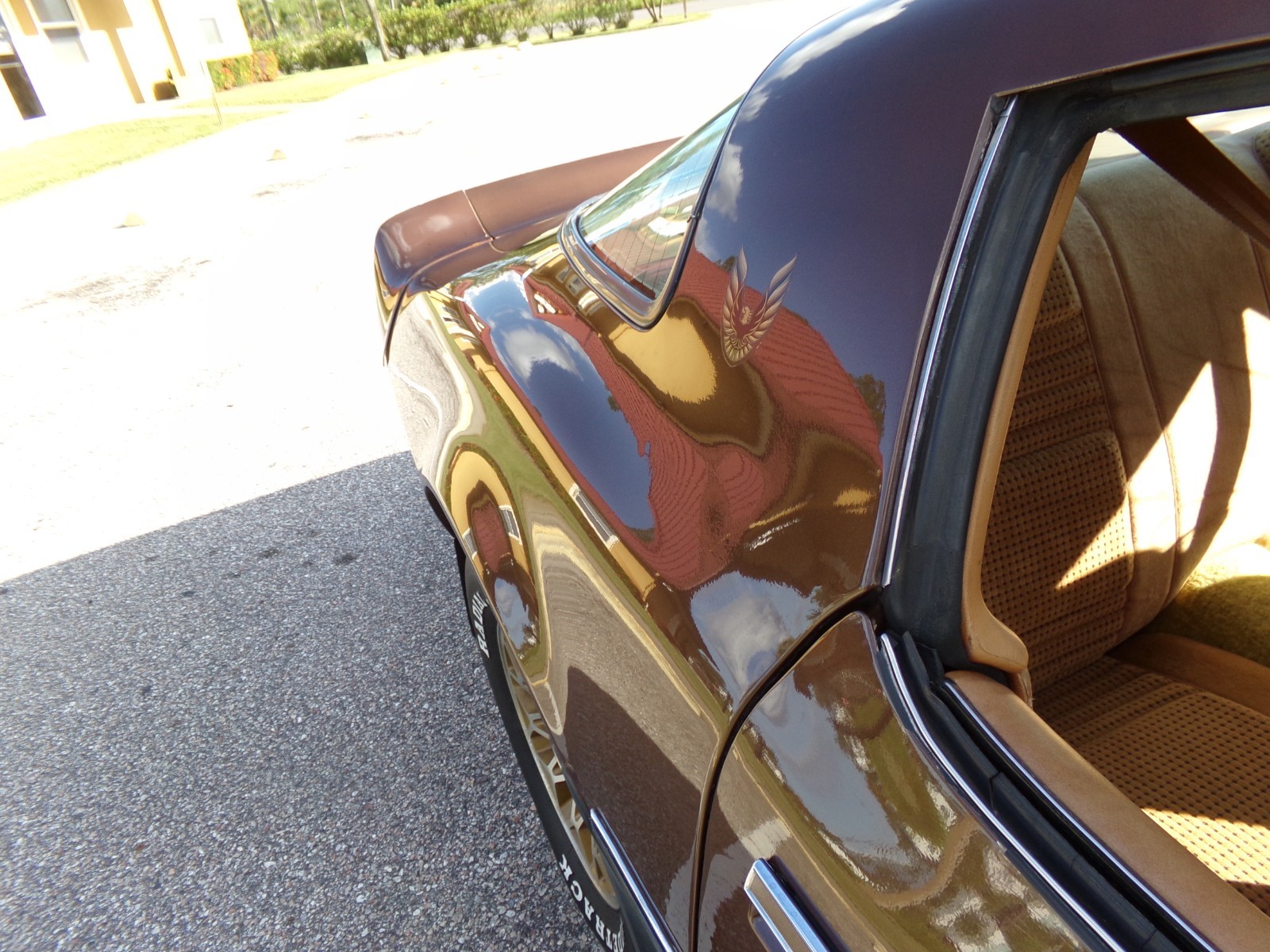 Pontiac-Firebird-1979-2-door-5