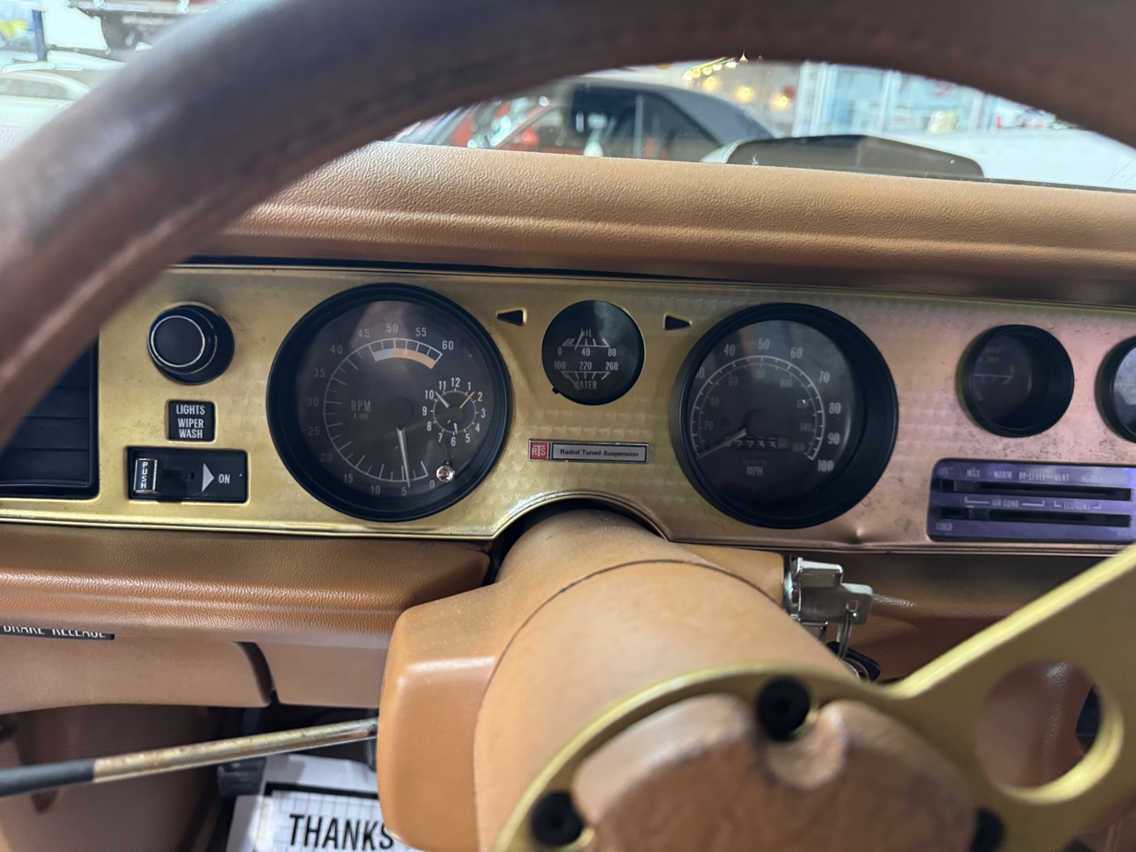 Pontiac-Firebird-1979-32