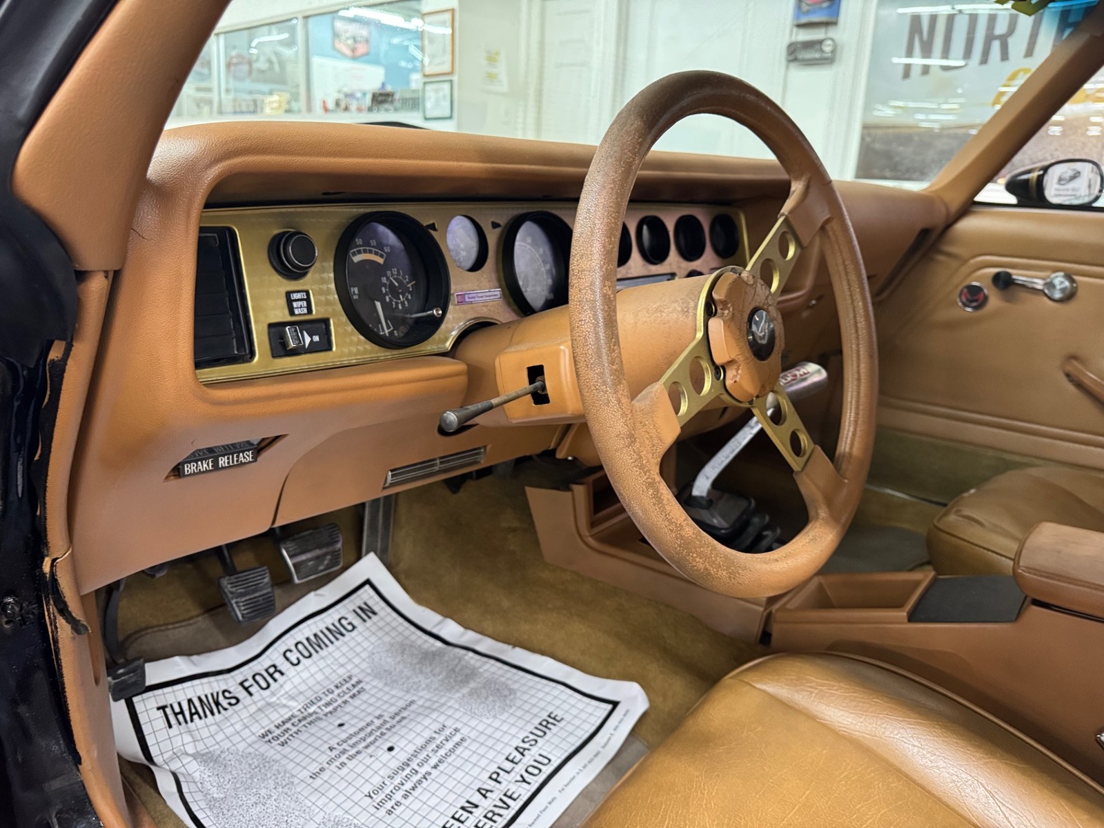 Pontiac-Firebird-1979-33