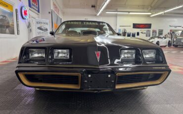 Pontiac-Firebird-1979-7