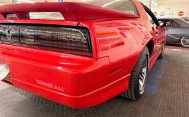 Pontiac-Firebird-1987-Hatchback-30