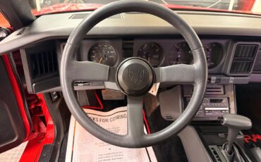 Pontiac-Firebird-1987-Hatchback-33