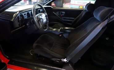 Pontiac-Firebird-1991-Coupe-20