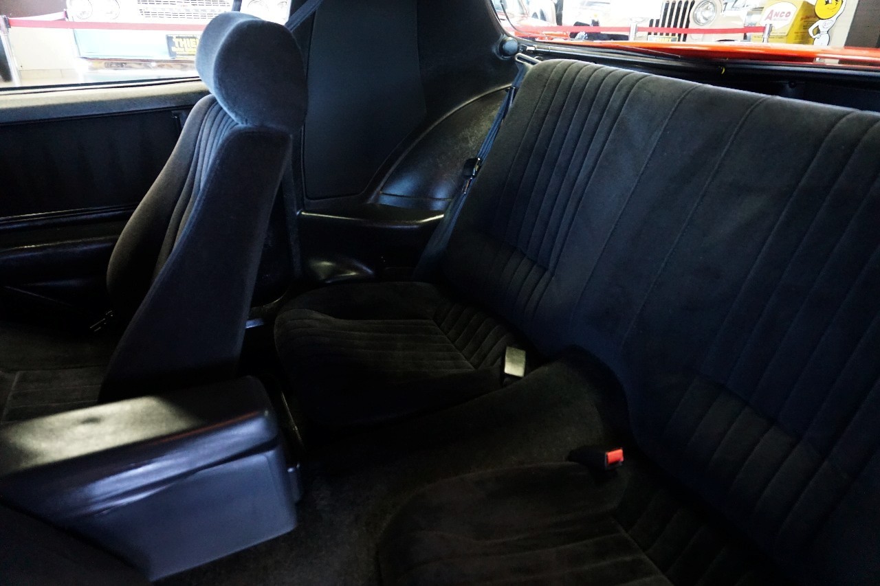 Pontiac-Firebird-1991-Coupe-21