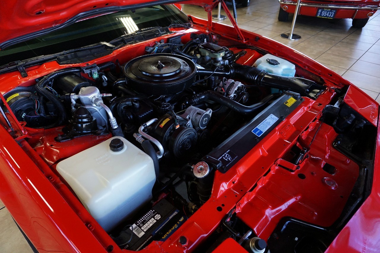 Pontiac-Firebird-1991-Coupe-33