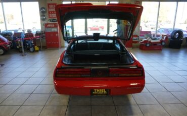 Pontiac-Firebird-1991-Coupe-34