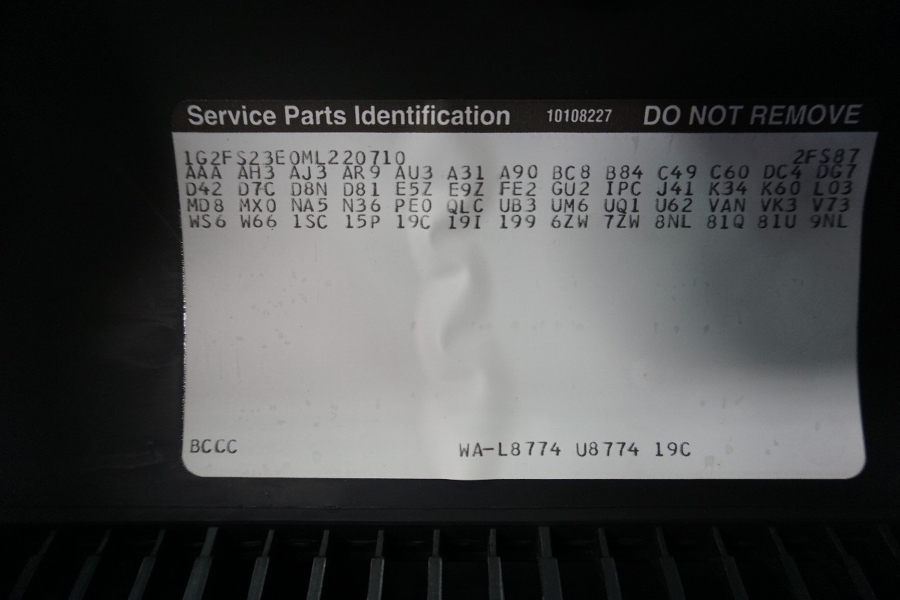 Pontiac-Firebird-1991-Coupe-36