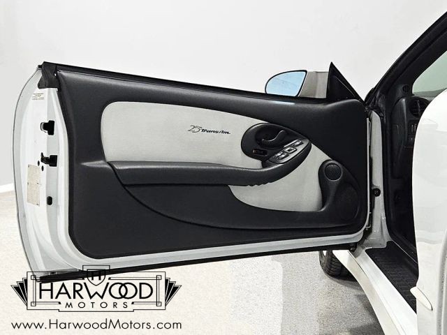 Pontiac-Firebird-1994-Convertible-39