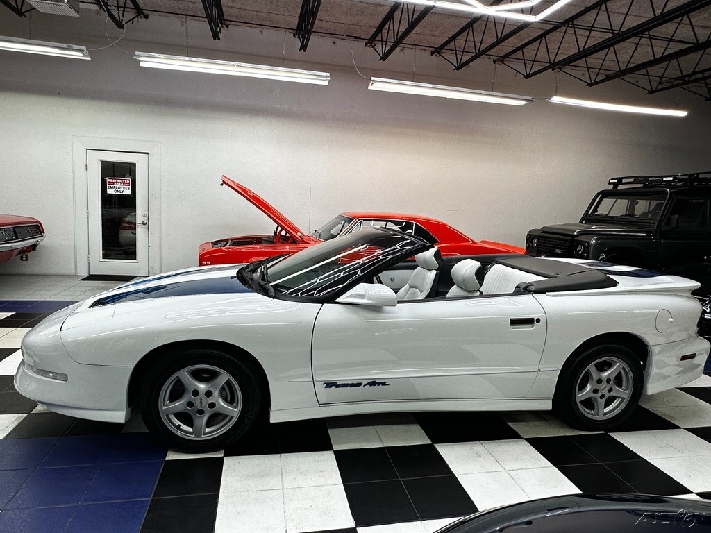 Pontiac-Firebird-1995-Convertible-17