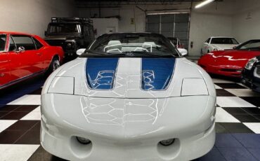 Pontiac-Firebird-1995-Convertible-2