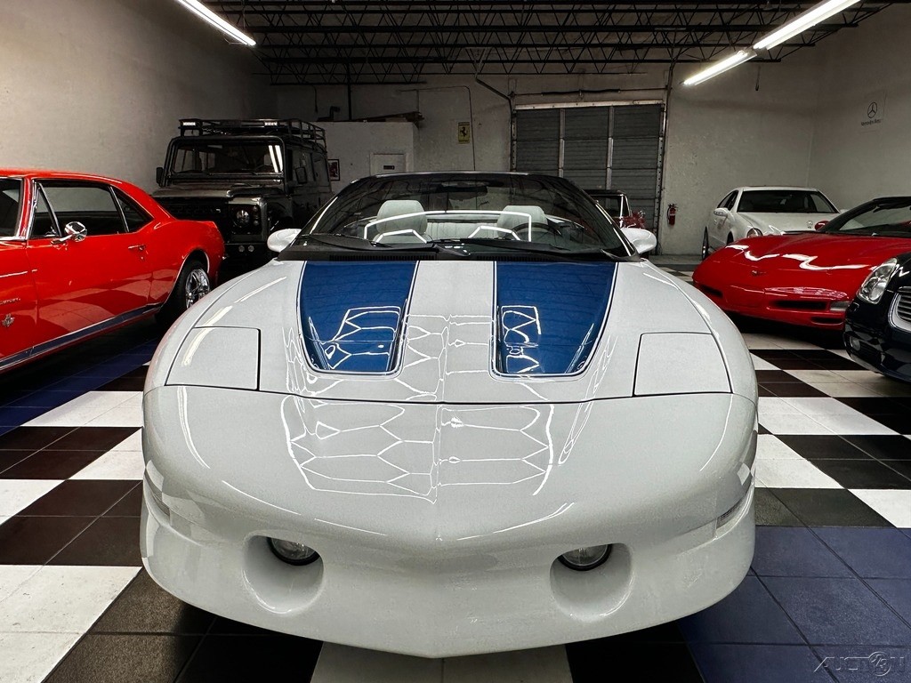 Pontiac-Firebird-1995-Convertible-2