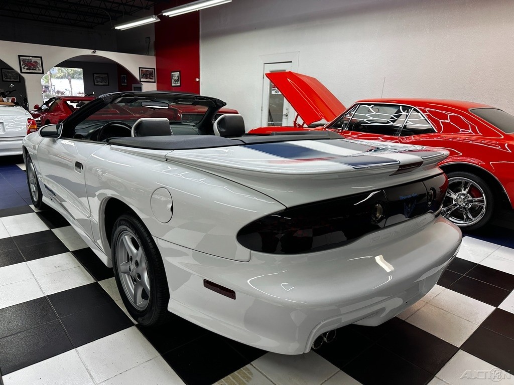 Pontiac-Firebird-1995-Convertible-22