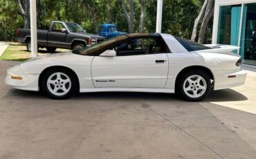Pontiac-Firebird-1995-Hatchback-10