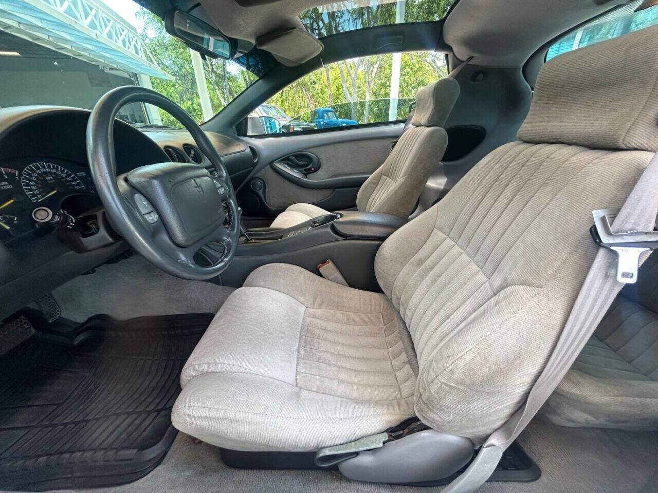 Pontiac-Firebird-1995-Hatchback-14