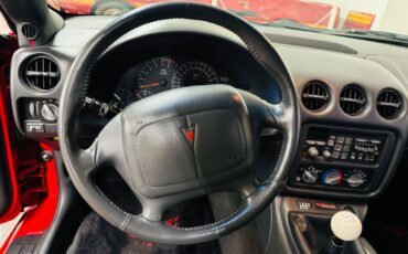 Pontiac-Firebird-1996-Coupe-32