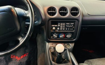 Pontiac-Firebird-1996-Coupe-37