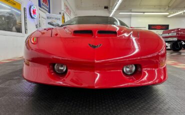 Pontiac-Firebird-1996-Coupe-7