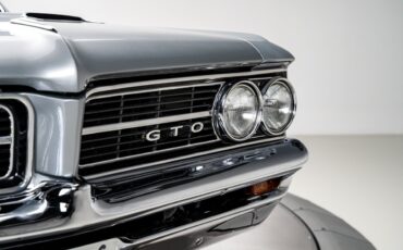Pontiac-GTO-1964-Sedan-10