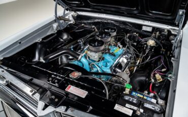 Pontiac-GTO-1964-Sedan-24