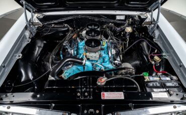 Pontiac-GTO-1964-Sedan-25