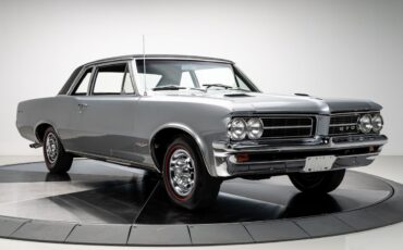 Pontiac-GTO-1964-Sedan-8