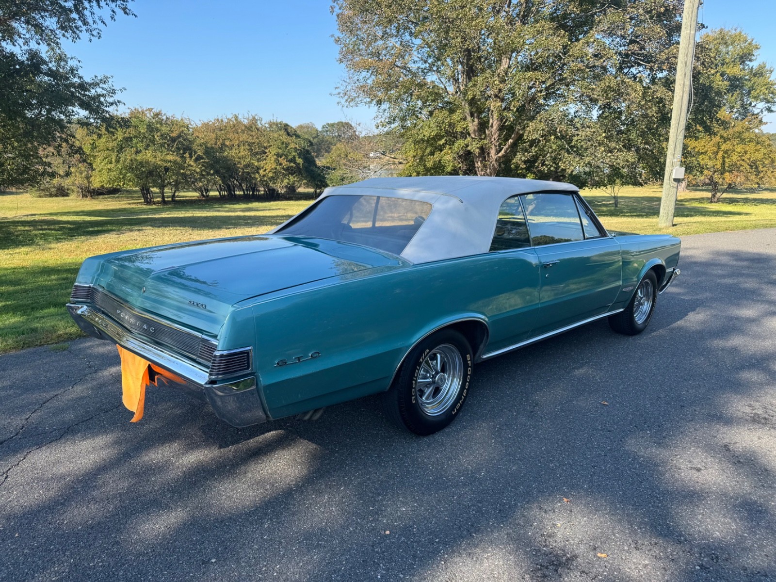 Pontiac-GTO-1965-Convertible-4