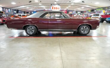 Pontiac-GTO-1967-Coupe-23