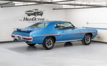 Pontiac-GTO-1971-Coupe-2