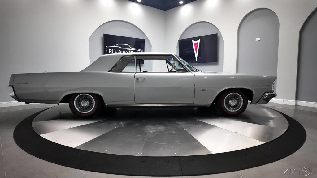 Pontiac-Grand-Prix-1963-1