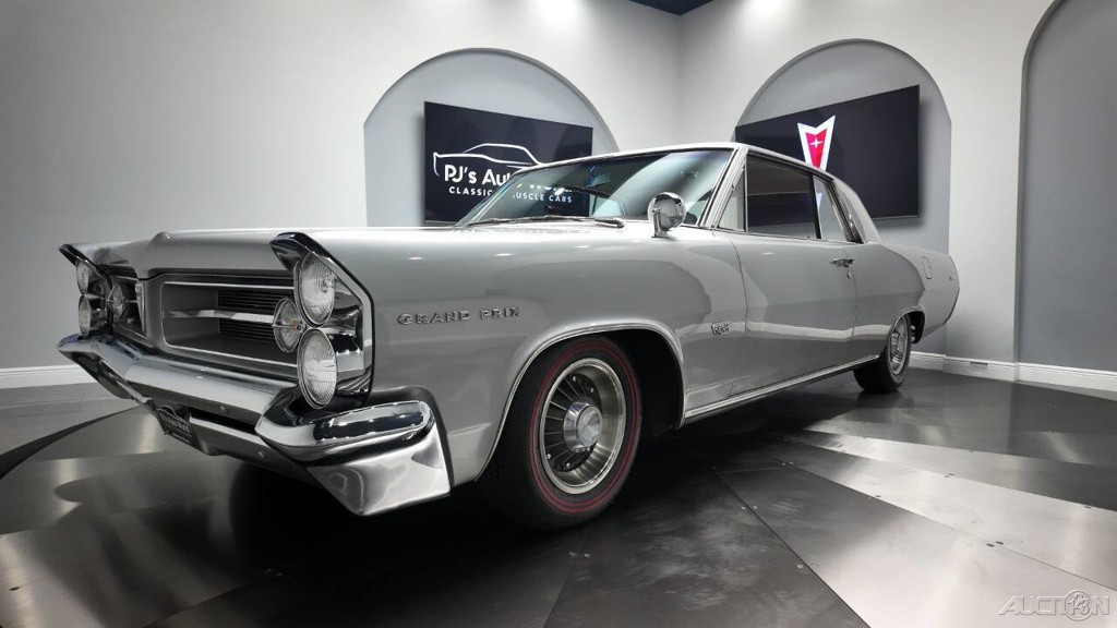 Pontiac-Grand-Prix-1963-11