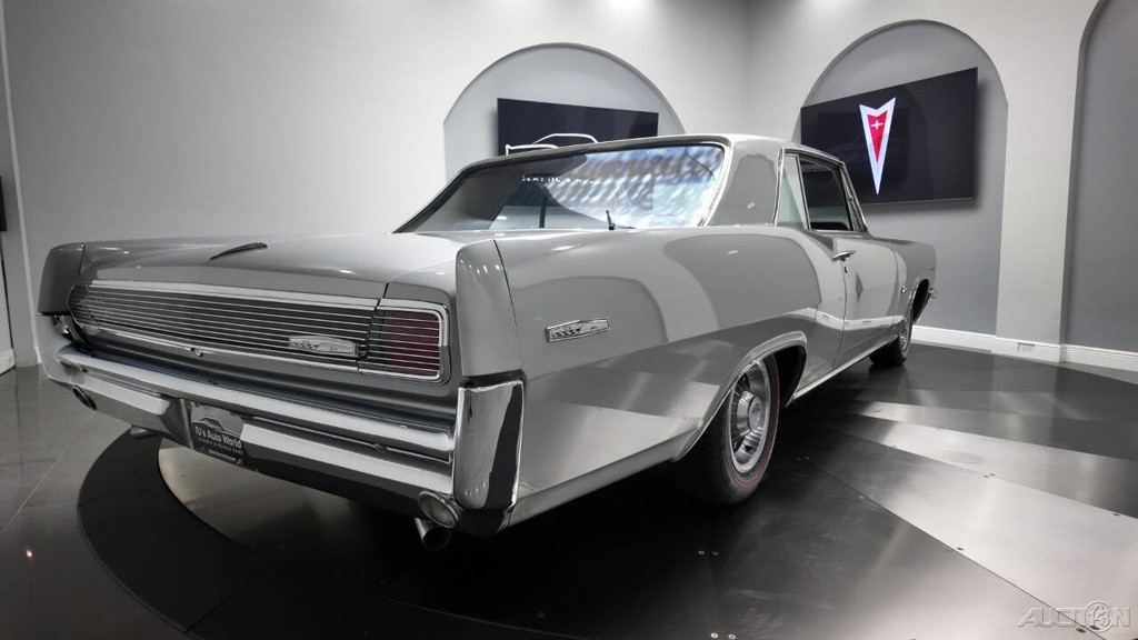 Pontiac-Grand-Prix-1963-21