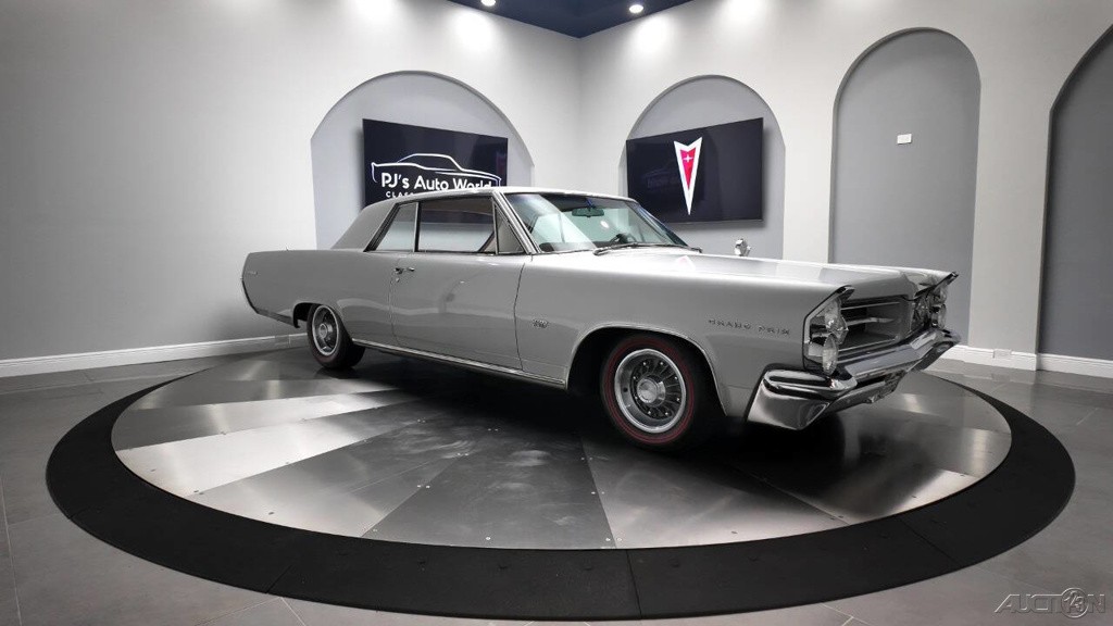 Pontiac-Grand-Prix-1963-3