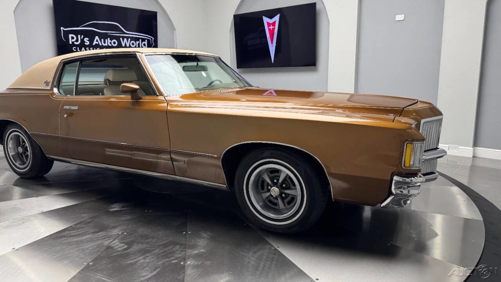 Pontiac-Grand-Prix-1971-11