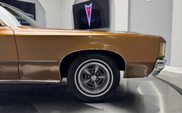 Pontiac-Grand-Prix-1971-12