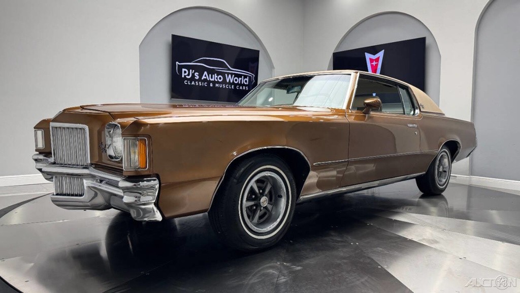 Pontiac-Grand-Prix-1971-14