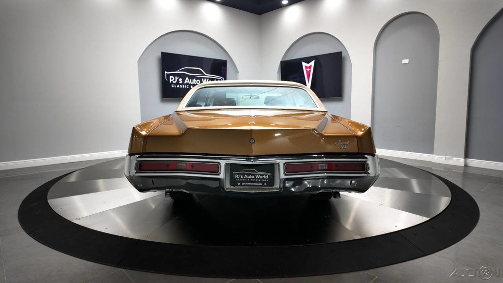 Pontiac-Grand-Prix-1971-17