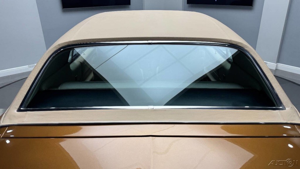 Pontiac-Grand-Prix-1971-20