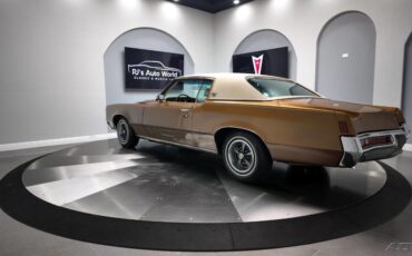 Pontiac-Grand-Prix-1971-21