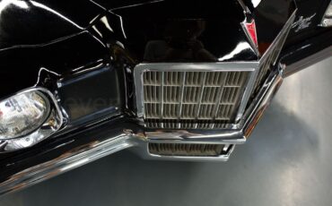 Pontiac-Grand-Prix-1972-Coupe-13