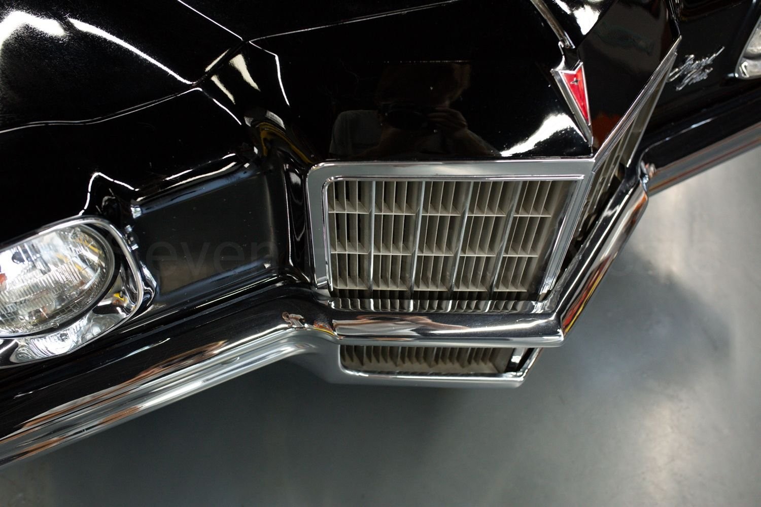 Pontiac-Grand-Prix-1972-Coupe-13