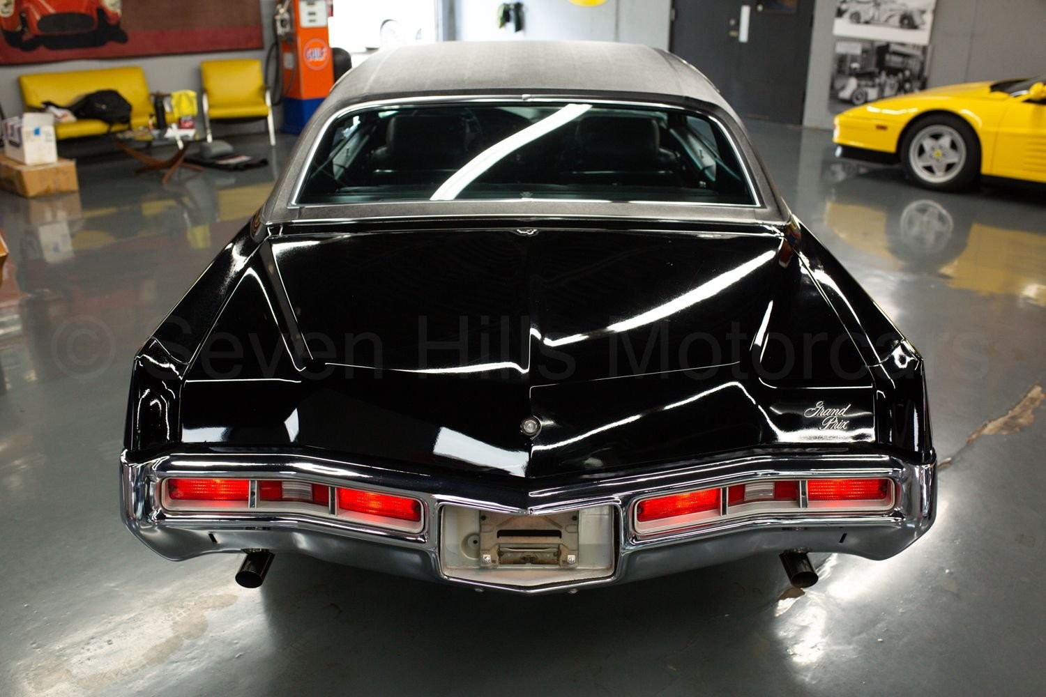 Pontiac-Grand-Prix-1972-Coupe-7