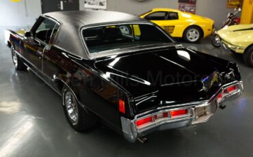 Pontiac-Grand-Prix-1972-Coupe-9