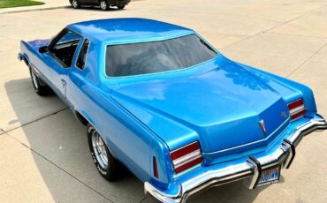 Pontiac-Grand-Prix-1973-Coupe-16