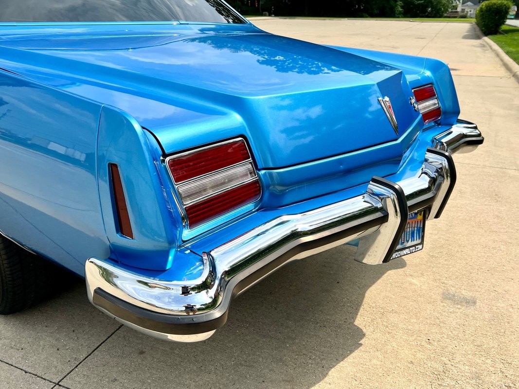 Pontiac-Grand-Prix-1973-Coupe-23