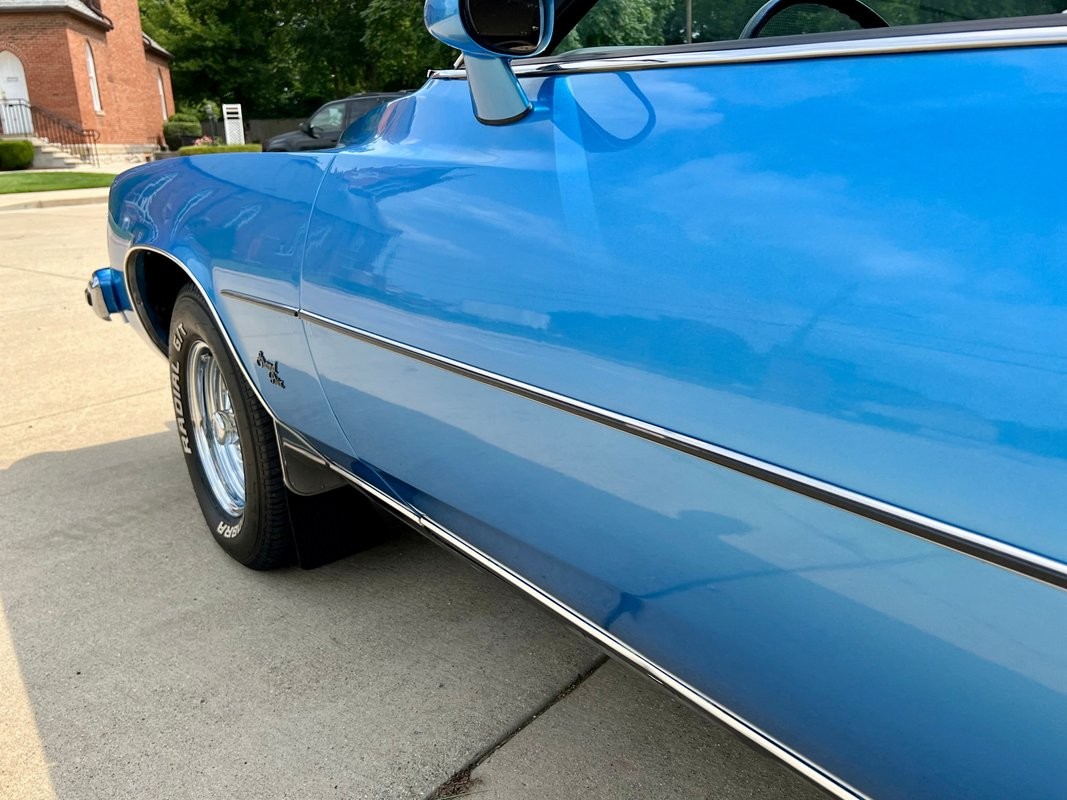 Pontiac-Grand-Prix-1973-Coupe-25