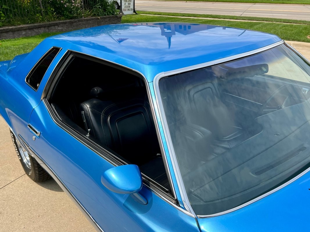 Pontiac-Grand-Prix-1973-Coupe-31