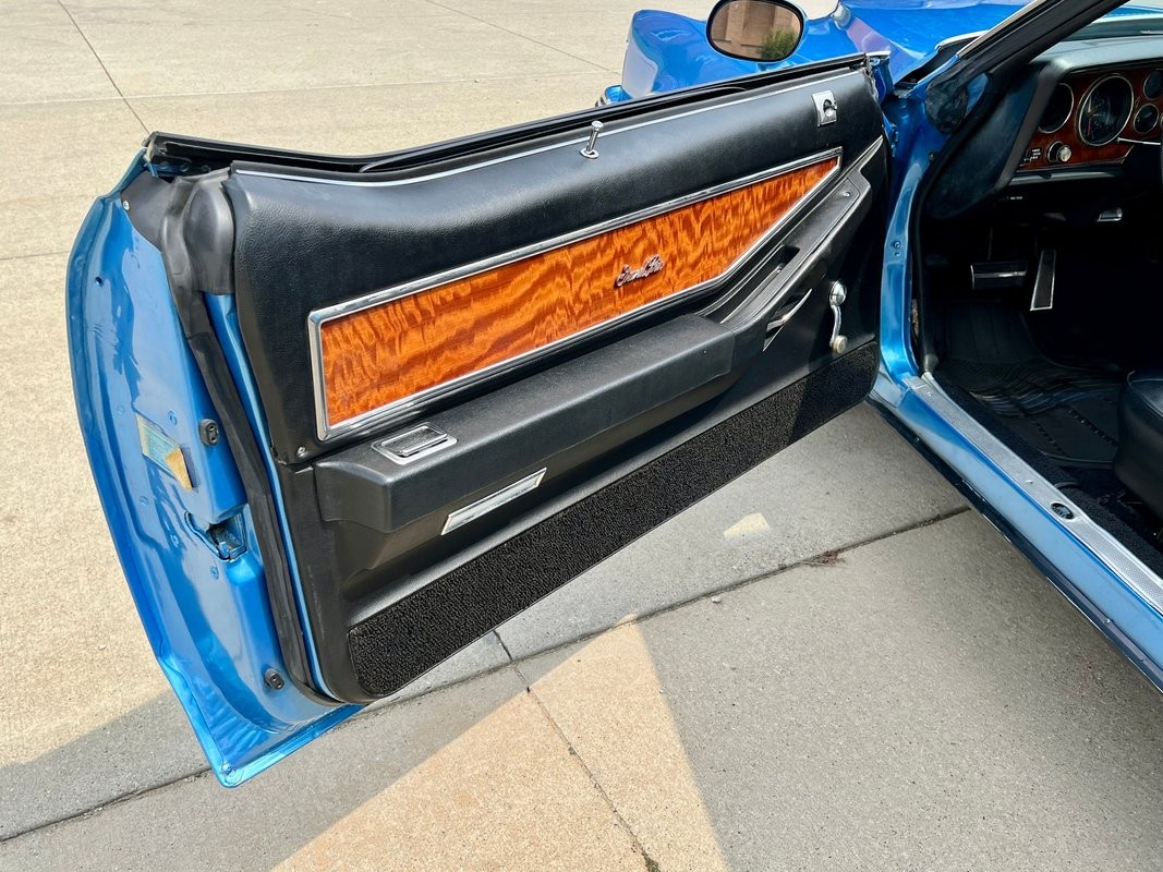 Pontiac-Grand-Prix-1973-Coupe-37