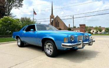 Pontiac-Grand-Prix-1973-Coupe-4