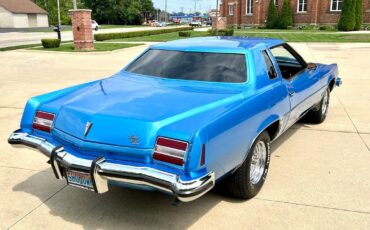 Pontiac-Grand-Prix-1973-Coupe-7